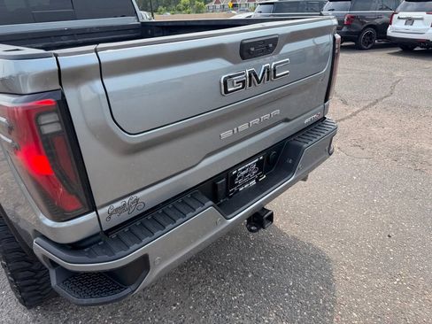 Used 2024 GMC Sierra 2500 AT4 w/ AT4 Premium Plus Package AWD/4WD image 17
