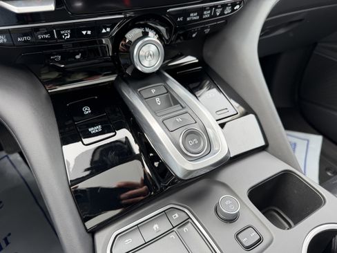 Used 2023 Acura MDX SH-AWD w/ Technology Package image 19