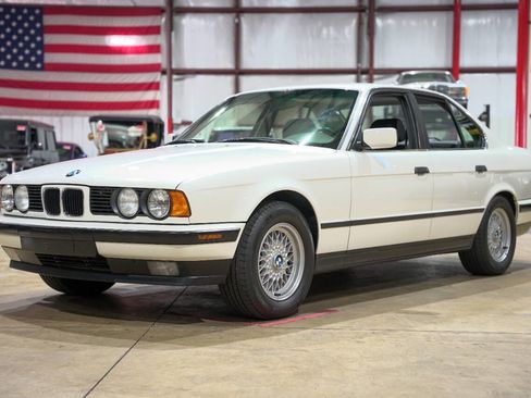 Used 1993 BMW 535i 535i 4dr Sedan image 1