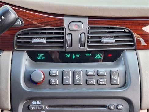 Used 2005 Cadillac De Ville DHS w/ Equipment Group image 14