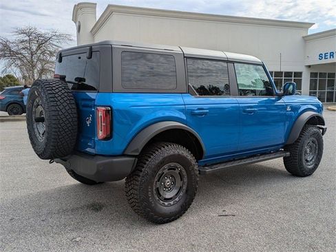 New 2024 Ford Bronco Outer Banks image 38