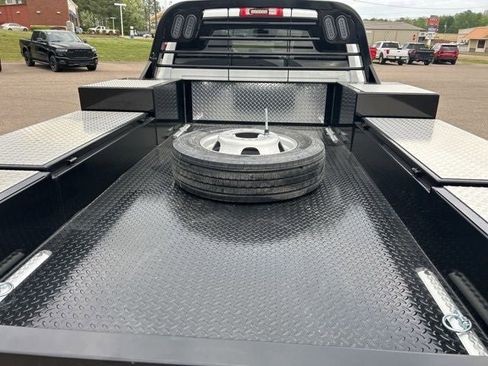 New 2026 RAM 5500 Tradesman w/ Chrome Appearance Group image 24