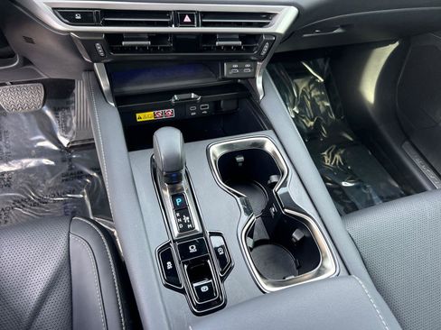 Used 2025 Lexus RX 350 Premium Plus w/ Accessory Package (Z1) FWD image 33