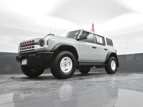 Used 2023 Ford Bronco Heritage Edition image 40