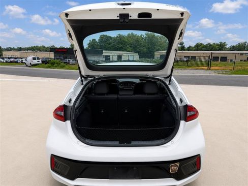 Used 2018 Hyundai Ioniq SEL FWD image 10