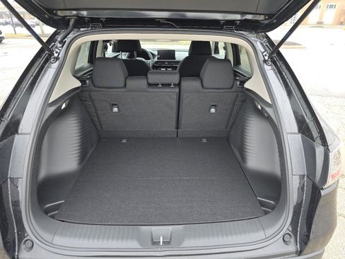 New 2026 Honda HR-V LX image 17