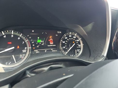 Used 2021 Toyota Highlander XSE image 12