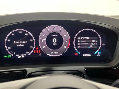 Used 2025 Porsche Cayenne GTS image 37
