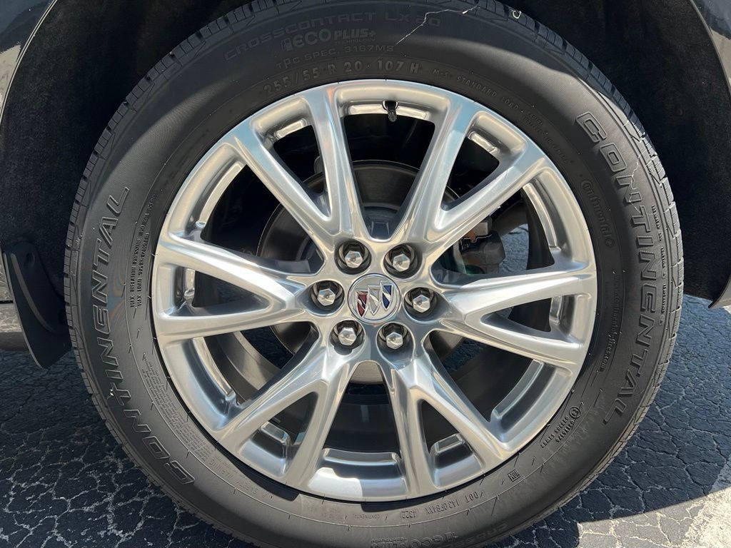 Used 2023 Buick Enclave Premium w/ Experience Buick Package FWD image 28