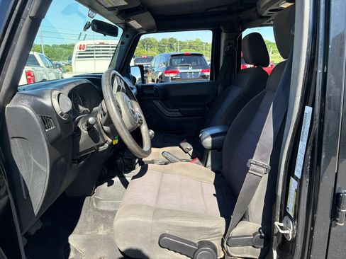 Used 2011 Jeep Wrangler Unlimited Sport AWD/4WD image 29