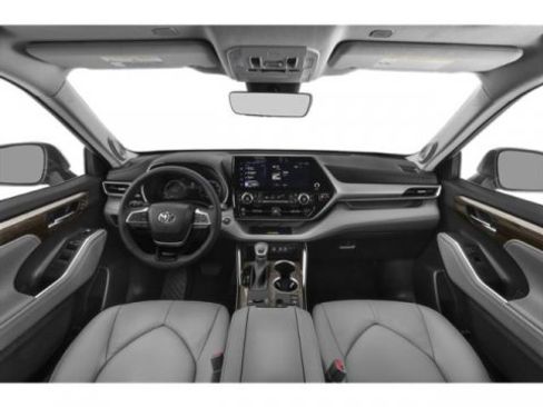 Certified 2025 Toyota Highlander Limited image 8