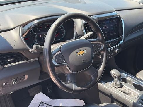 Used 2021 Chevrolet Traverse Premier w/ Redline Edition AWD/4WD image 15