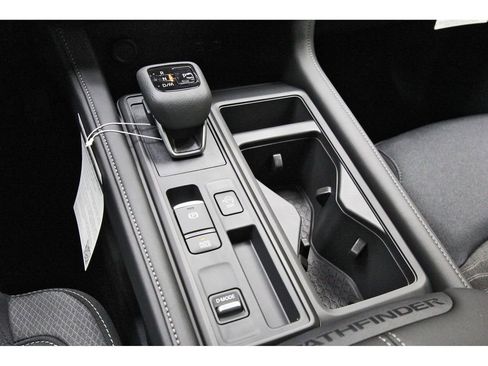 New 2026 Nissan Pathfinder S image 20