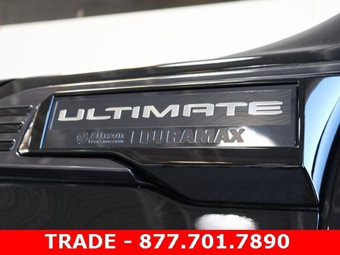 Used 2025 GMC Sierra 3500 Denali Ultimate image 10