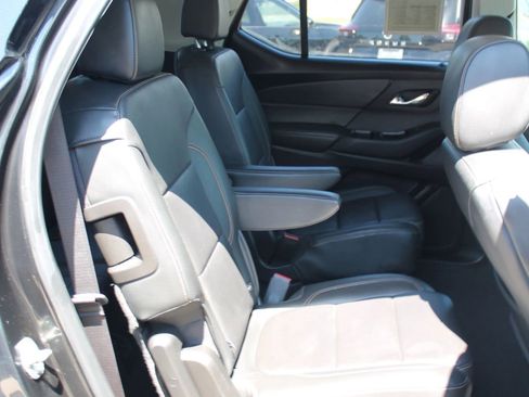 Used 2019 Chevrolet Traverse LT AWD/4WD image 21