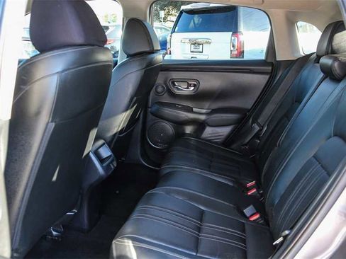 Used 2023 Honda HR-V EX-L image 17