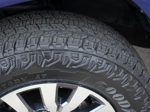 Used 2023 Toyota Tacoma Limited image 30