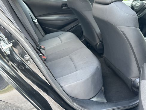 Used 2022 Toyota Corolla LE image 15
