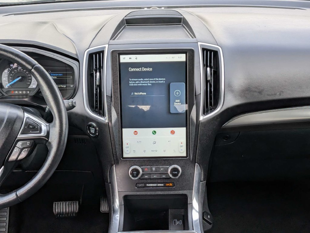 Certified 2024 Ford Edge Titanium AWD/4WD image 17