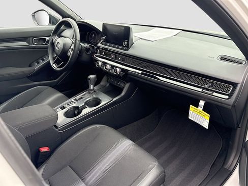 Used 2025 Honda Civic Sport image 26