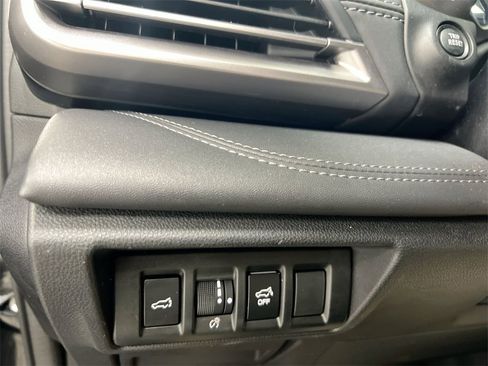 Used 2023 Subaru Outback Limited XT w/ Popular Package #2 image 17