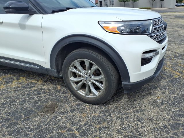Used 2023 Ford Explorer Limited w/ Equipment Group 301A AWD/4WD image 4