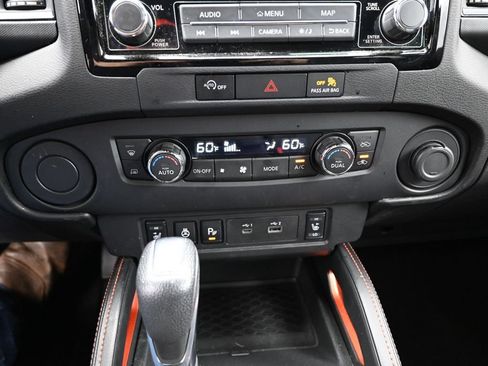 Used 2023 Nissan Frontier Pro-X w/ Pro-X Premium Package RWD image 17