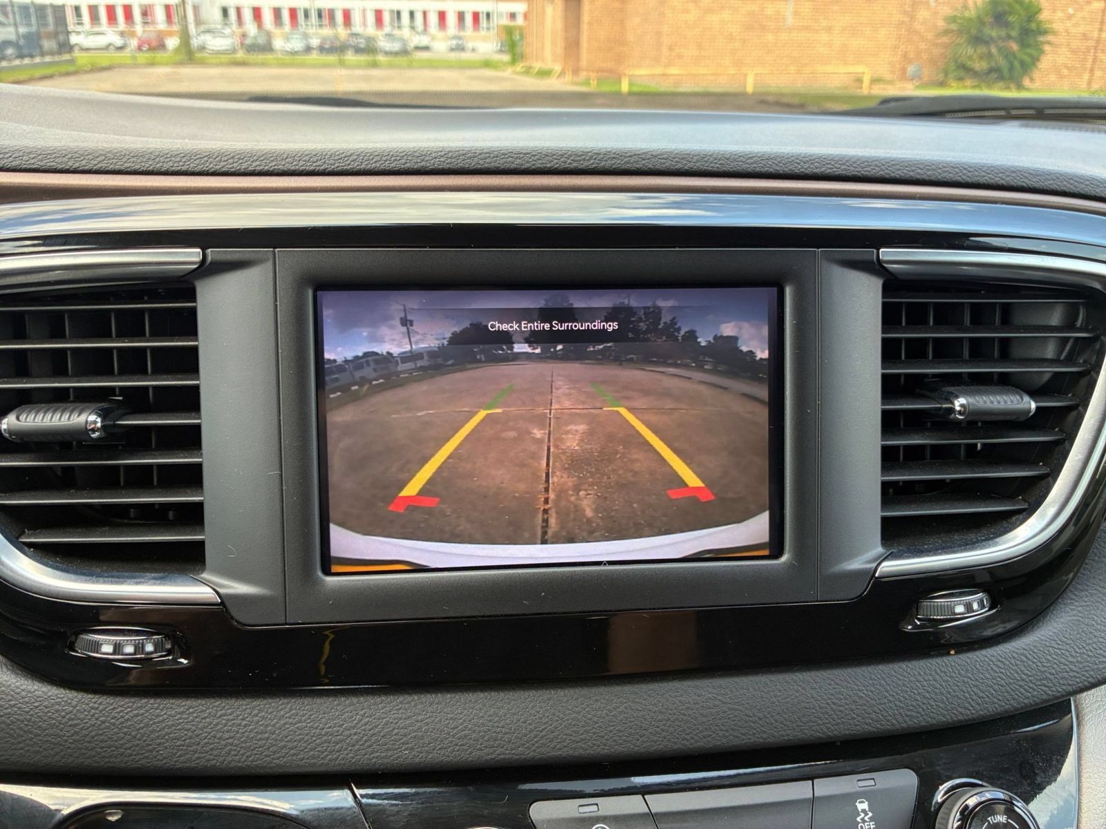 Used 2024 Chrysler Voyager LX FWD image 24
