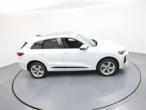 Used 2025 Audi Q5 Premium Plus AWD/4WD image 41