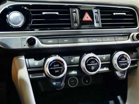 Used 2023 Genesis G70 3.3T w/ Sport Prestige Package image 16