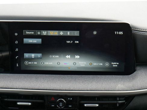 New 2025 Nissan Kicks SV w/ SV Premium Package image 8