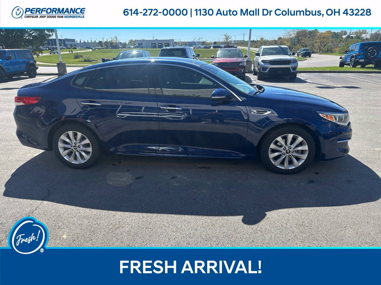 Used 2017 Kia Optima EX w/ Premium Package FWD image 3
