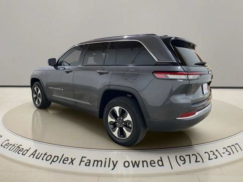 Used 2023 Jeep Grand Cherokee 4WD 4xe image 3