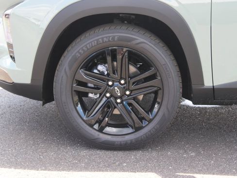 New 2026 Chevrolet Trax ACTIV FWD image 19