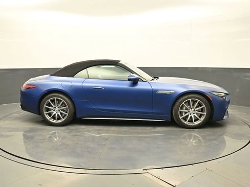 Used 2023 Mercedes-Benz SL 43 AMG SL 43 AMG w/ Driver Assistance Package image 17