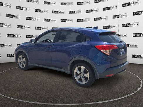 Used 2016 Honda HR-V EX image 4
