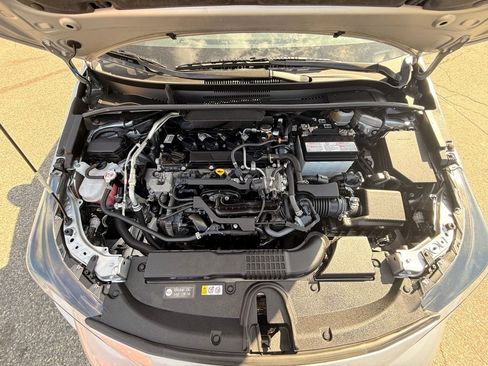 Used 2022 Toyota Corolla XSE FWD image 12