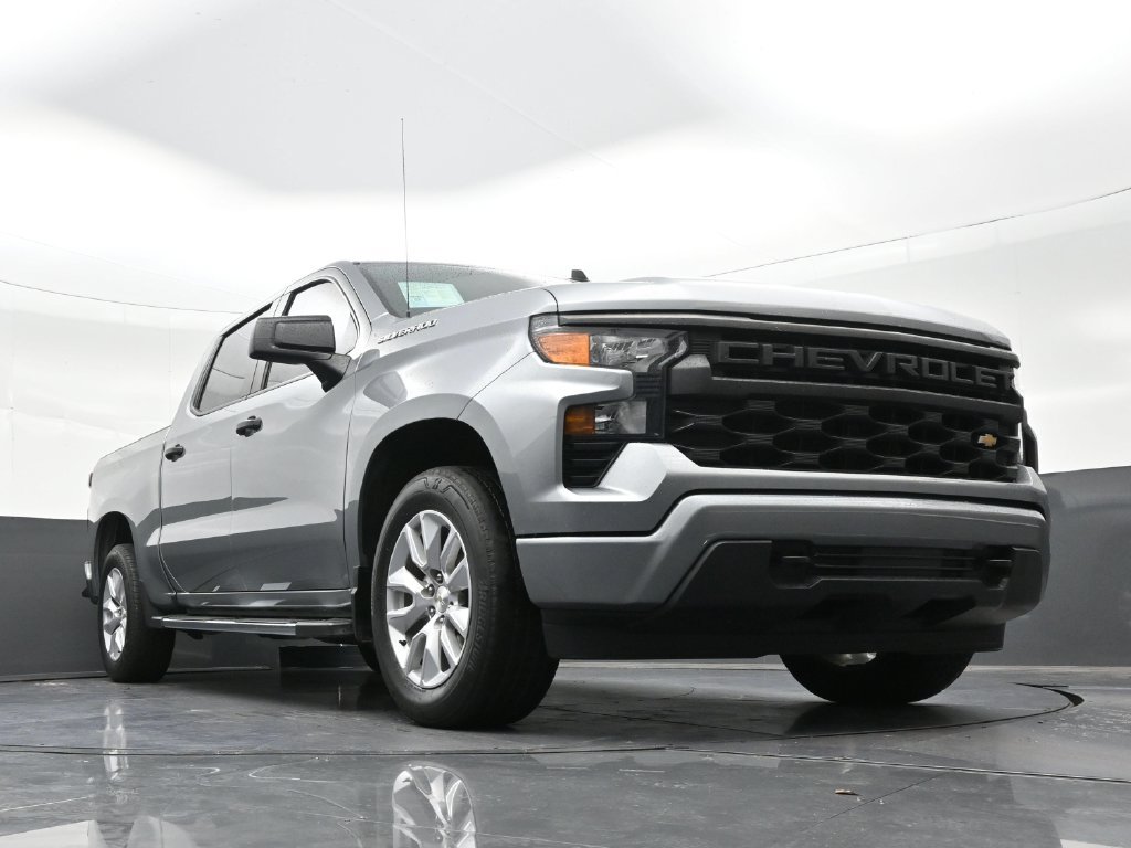 Used 2023 Chevrolet Silverado 1500 Custom RWD image 29