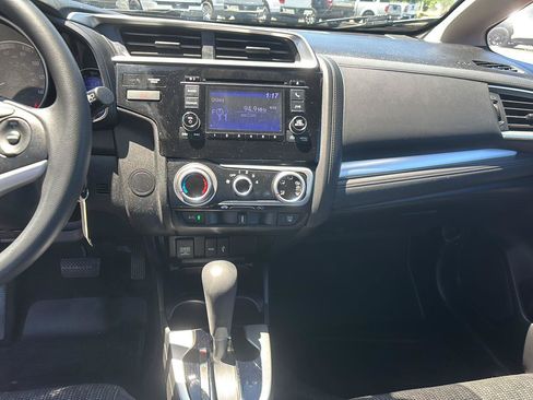 Used 2016 Honda Fit LX image 29