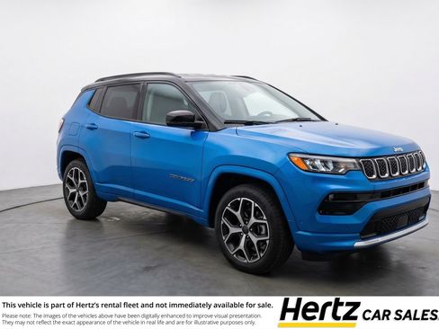 Used 2025 Jeep Compass Limited AWD/4WD image 1