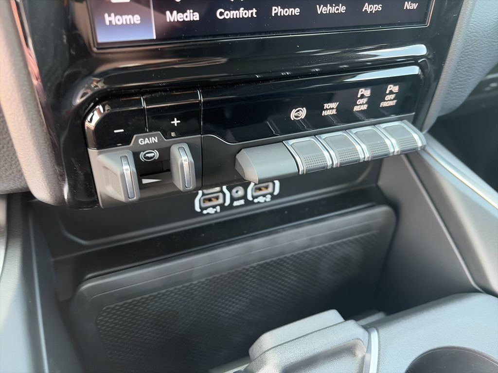 New 2027 RAM 3500 Big Horn AWD/4WD image 23
