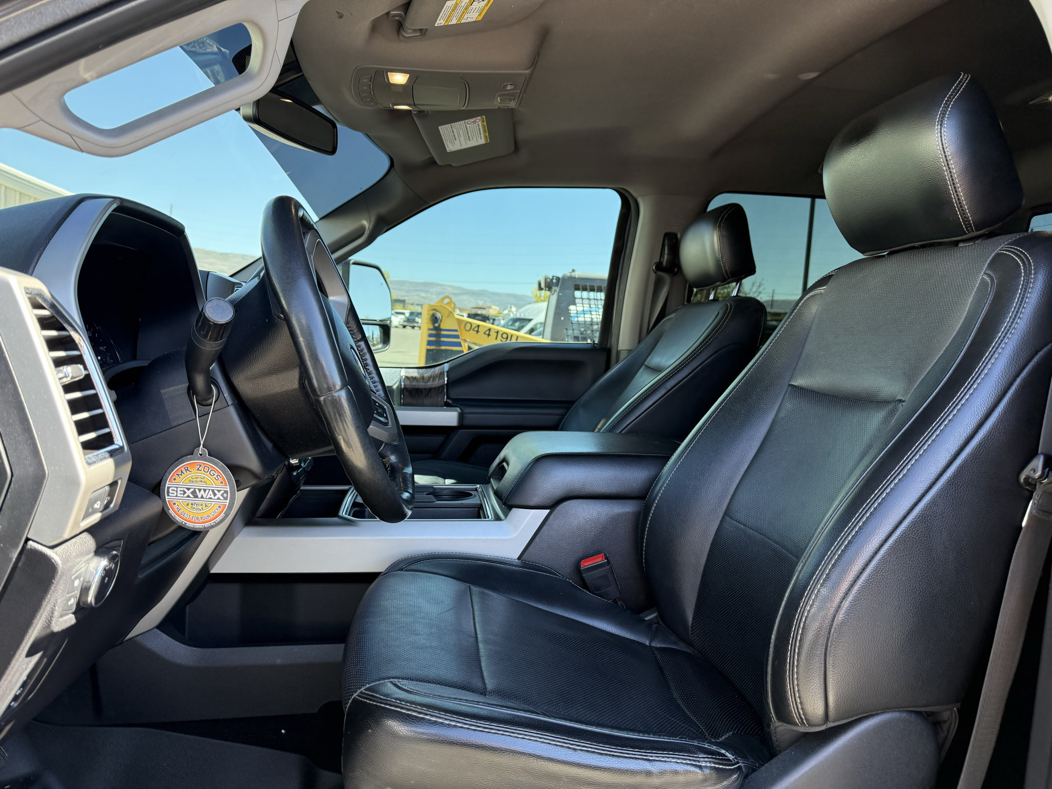 Used 2017 Ford F250 Lariat AWD/4WD image 10