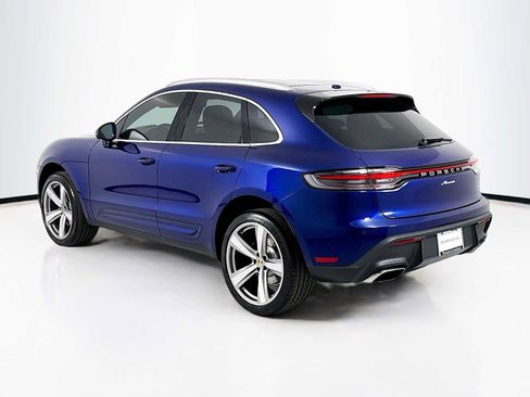 New 2026 Porsche Macan image 3