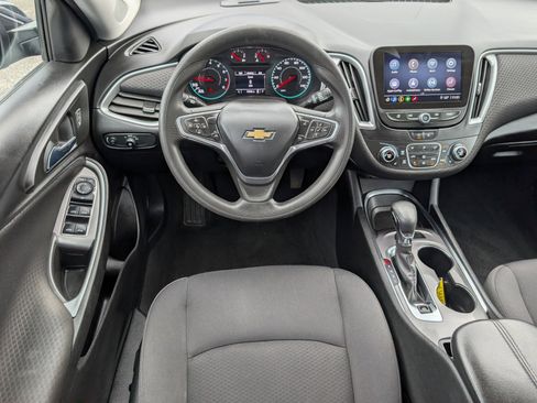 Used 2023 Chevrolet Malibu LT image 17