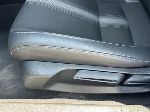 Used 2024 Honda Civic Sport image 28