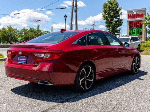 Used 2018 Honda Accord Sport image 6