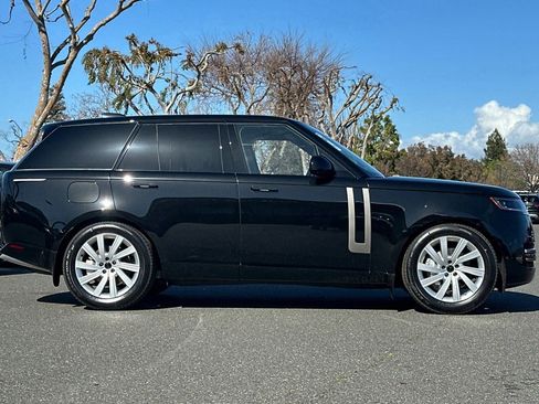 New 2026 Land Rover Range Rover SE AWD/4WD image 7