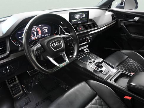 Used 2018 Audi SQ5 Premium Plus w/ Navigation Package AWD/4WD image 10