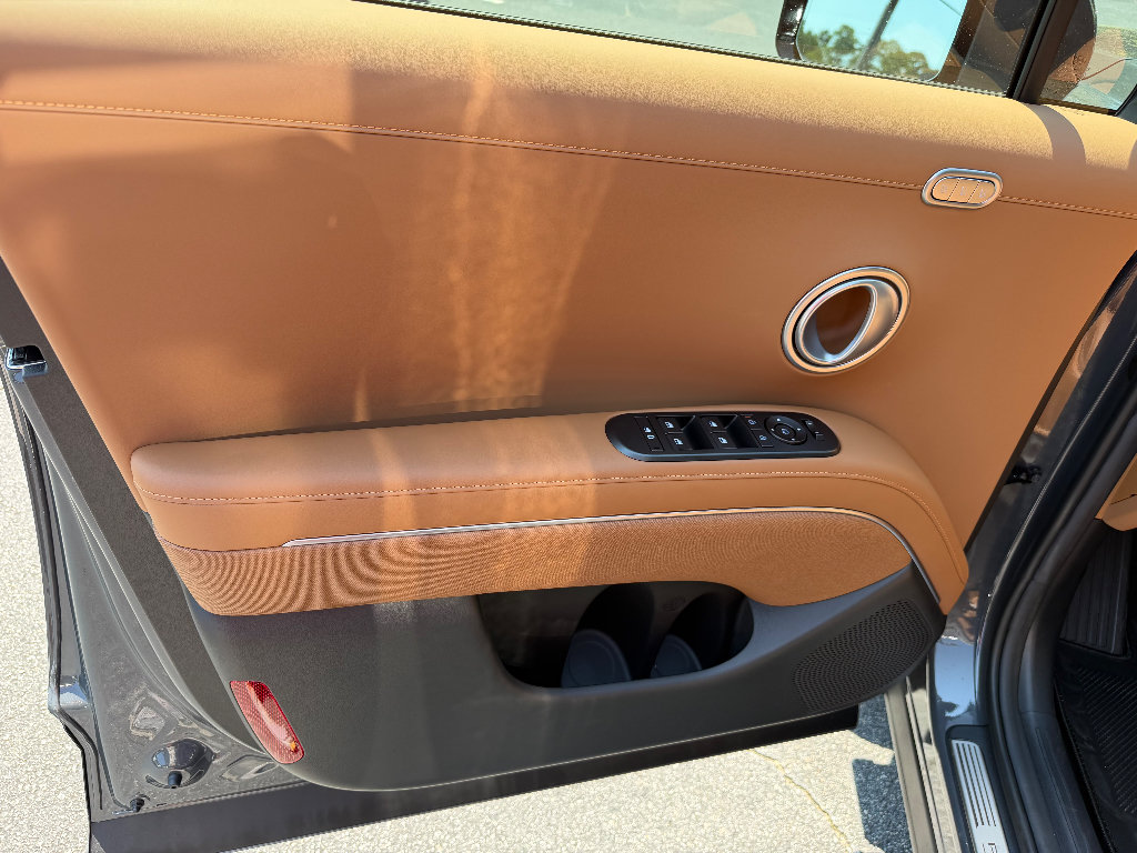 New 2027 Hyundai Palisade Calligraphy FWD image 21