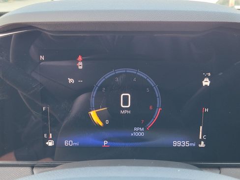 Used 2025 Chevrolet TrailBlazer LT w/ LT Cold Weather Package FWD image 27